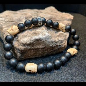 King Baby Men’s Skulls & Onyx Stretch Bracelet 8in